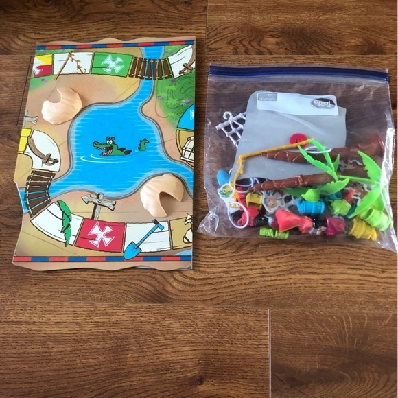 Disney Jake the Pirate Don’t wake Captain Hook board game - Picture 5 of 5